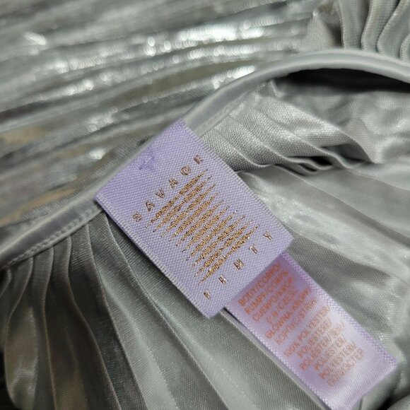 Savage X Fenty Women's Pleated Lamé Bandeau Bralette & Skirt Size X-Large XL - Picture 2 of 4